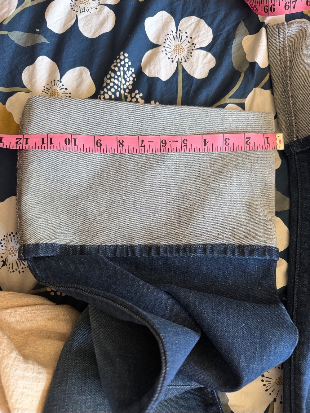 MOTHER High Rise Wide Leg Jeans in Dark Indigo with Contrast Cuffs - Picture 12 of 15